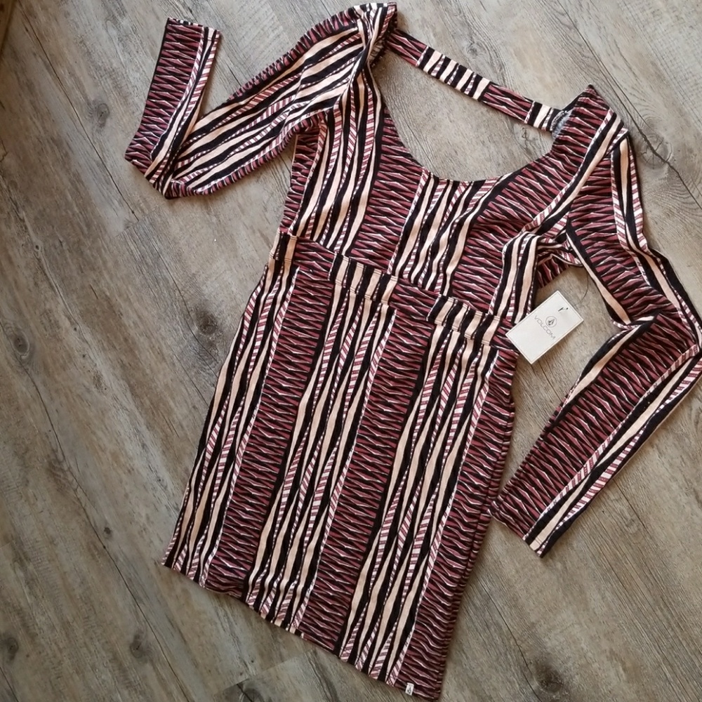 Volcom tribal print mini-dress sz s long sleeves